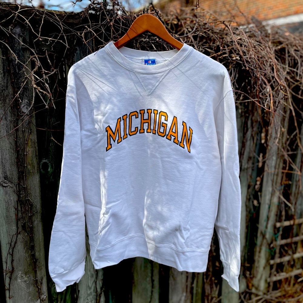 Vintage white Michigan champion crewneck 🤍
